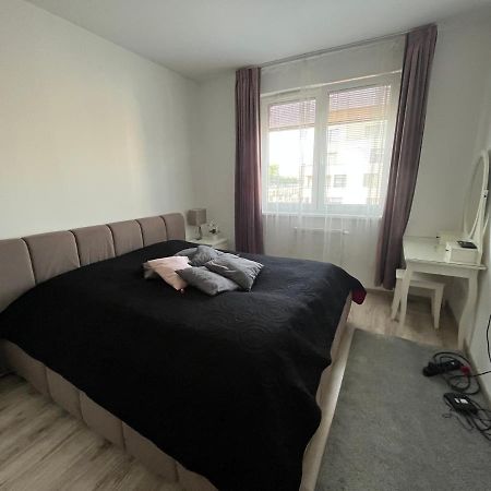 Diamond Apartments - 3 Bedroom, Luxurious Apartment In The Heart Of The City Boedapest Buitenkant foto