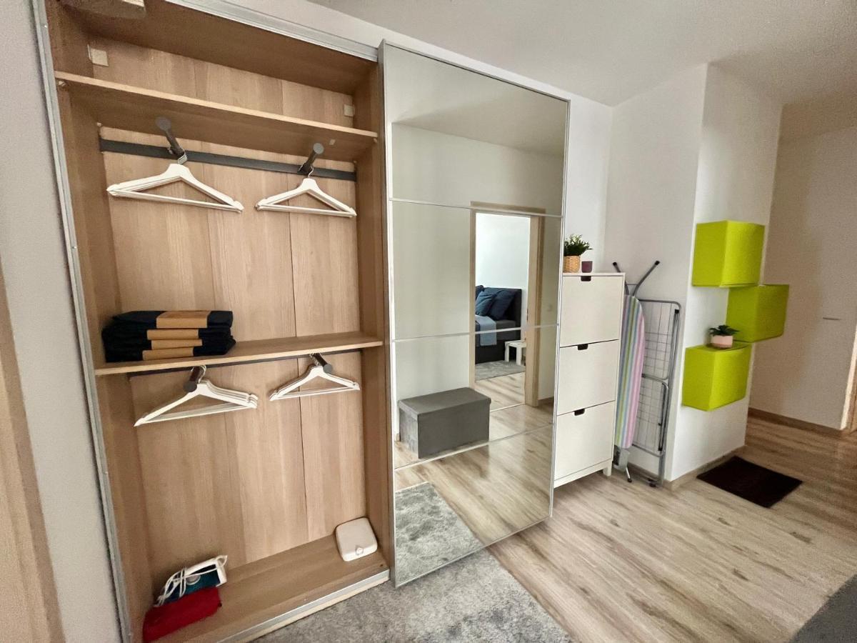 Diamond Apartments - 3 Bedroom, Luxurious Apartment In The Heart Of The City Boedapest Buitenkant foto